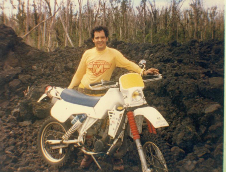 mk2001985021.jpg